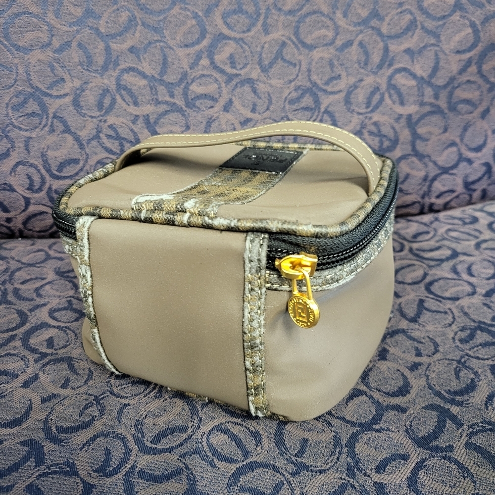 Vintage Fendi Complemento Brown Nylon Vanity Case..w/COA - Picture 2 of 11